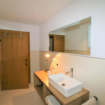 Anna By Interhome ノイシュティフト・イム・シュトゥーバイタール